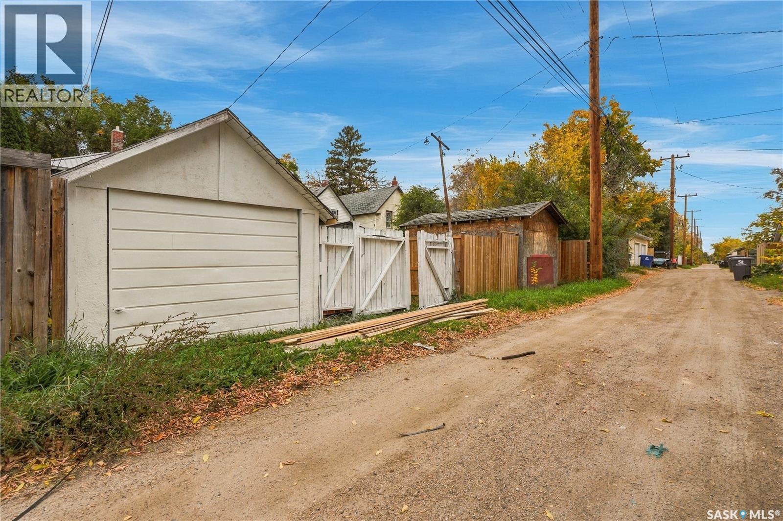 420 J Avenue N, Saskatoon, Saskatchewan  S7L 2K3 - Photo 45 - SK050780