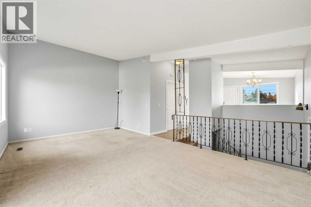 2029 41 Street SE, Calgary, Alberta  T2B 1C5 - Photo 5 - A2351227