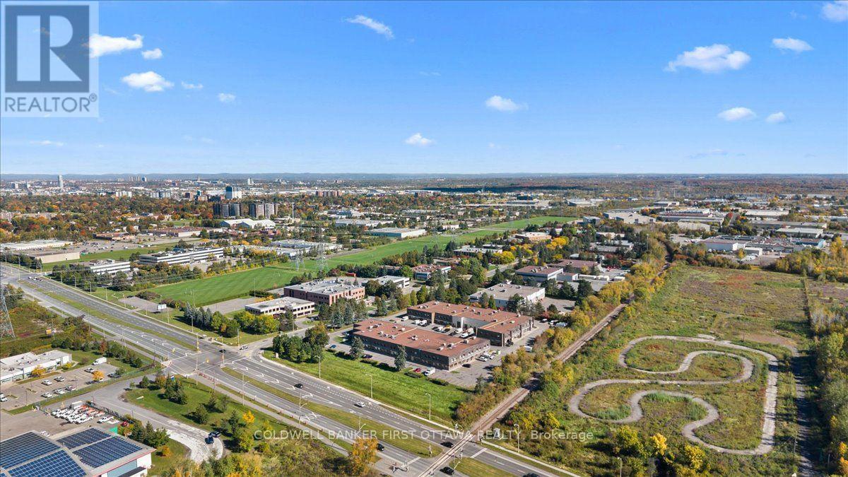 31 - 2000 THURSTON DRIVE, Ottawa, Ontario
