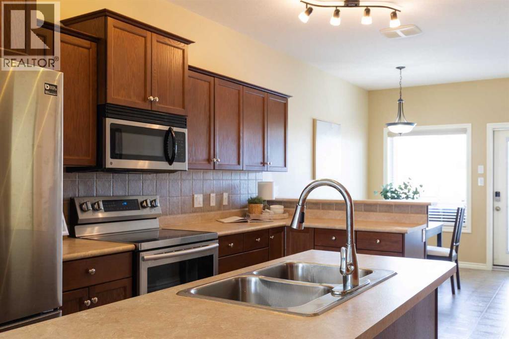 106 Ranchlands Way Ne, Medicine Hat, Alberta  T1C 0E1 - Photo 9 - A2350008