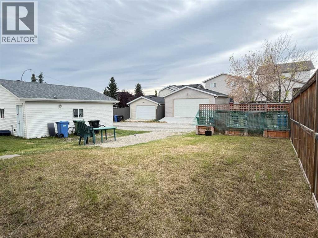 95 Panora Close NW, Calgary, Alberta  T3K 0G4 - Photo 43 - A2347756
