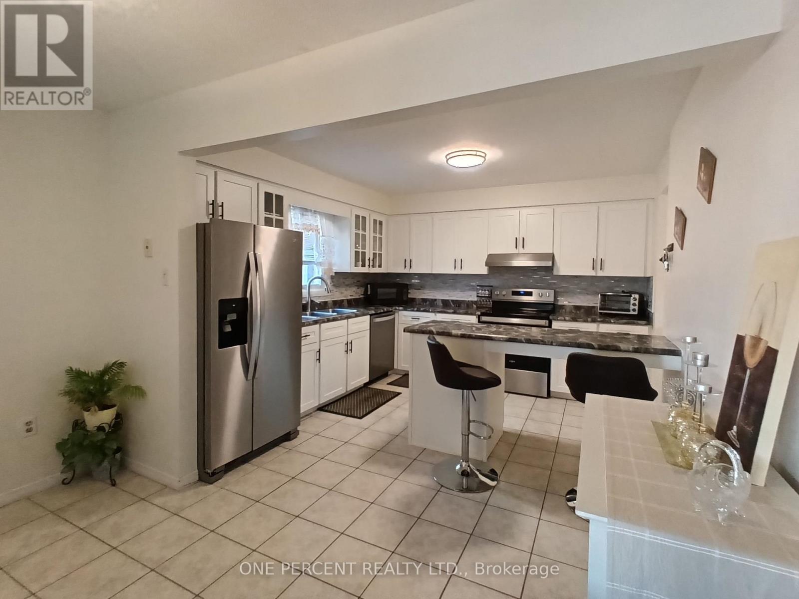43 Commerford Street, Thorold, Ontario  L2V 4Z2 - Photo 6 - X13883942