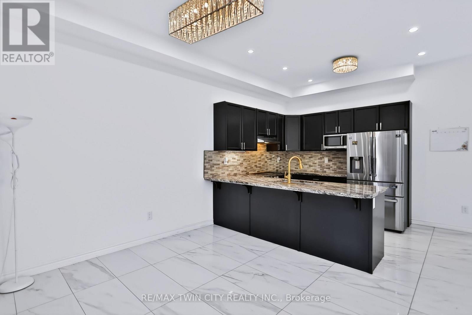 1 Rowley Street, Brantford, Ontario  N3S 0J6 - Photo 17 - X13883952