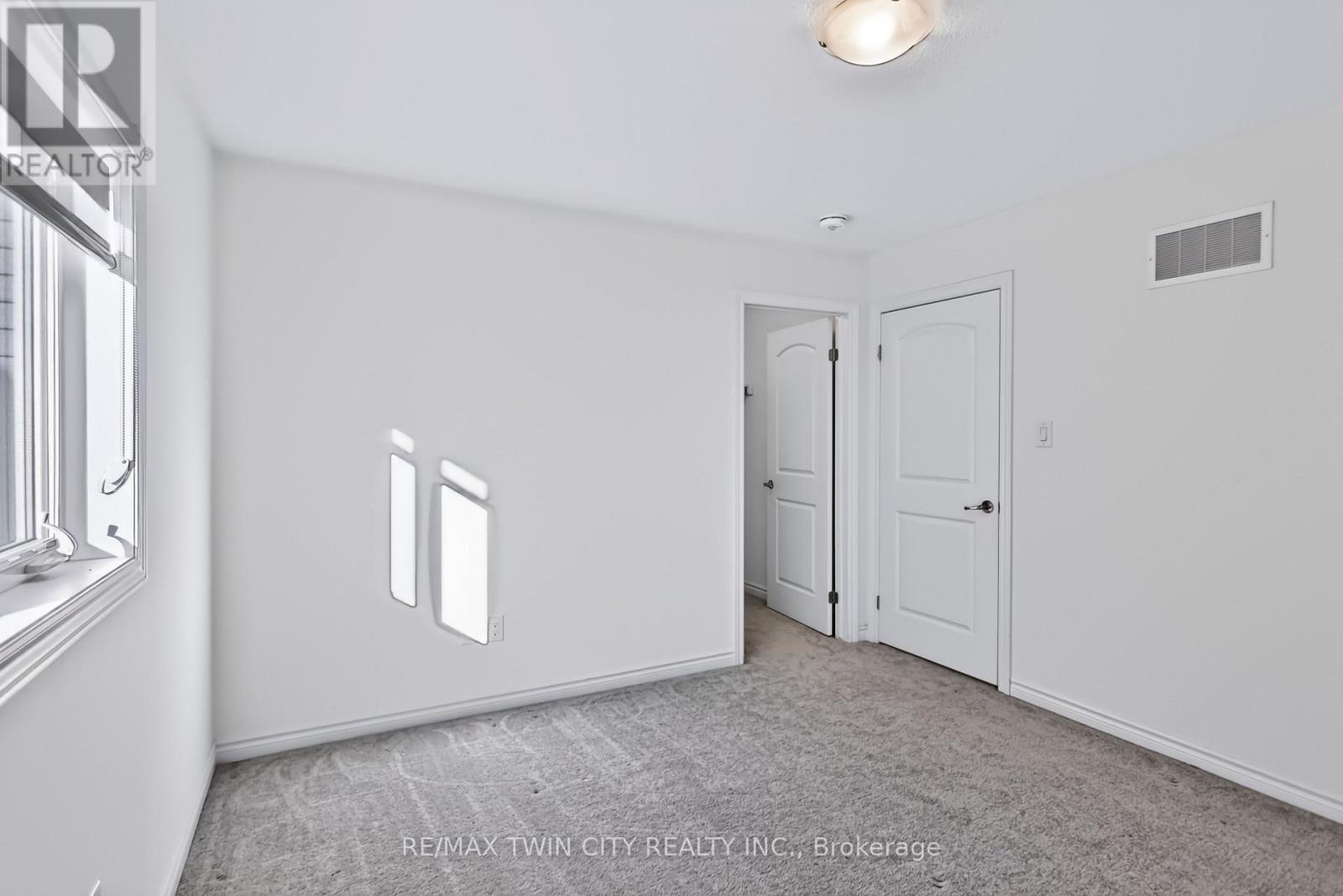 1 Rowley Street, Brantford, Ontario  N3S 0J6 - Photo 37 - X13883952