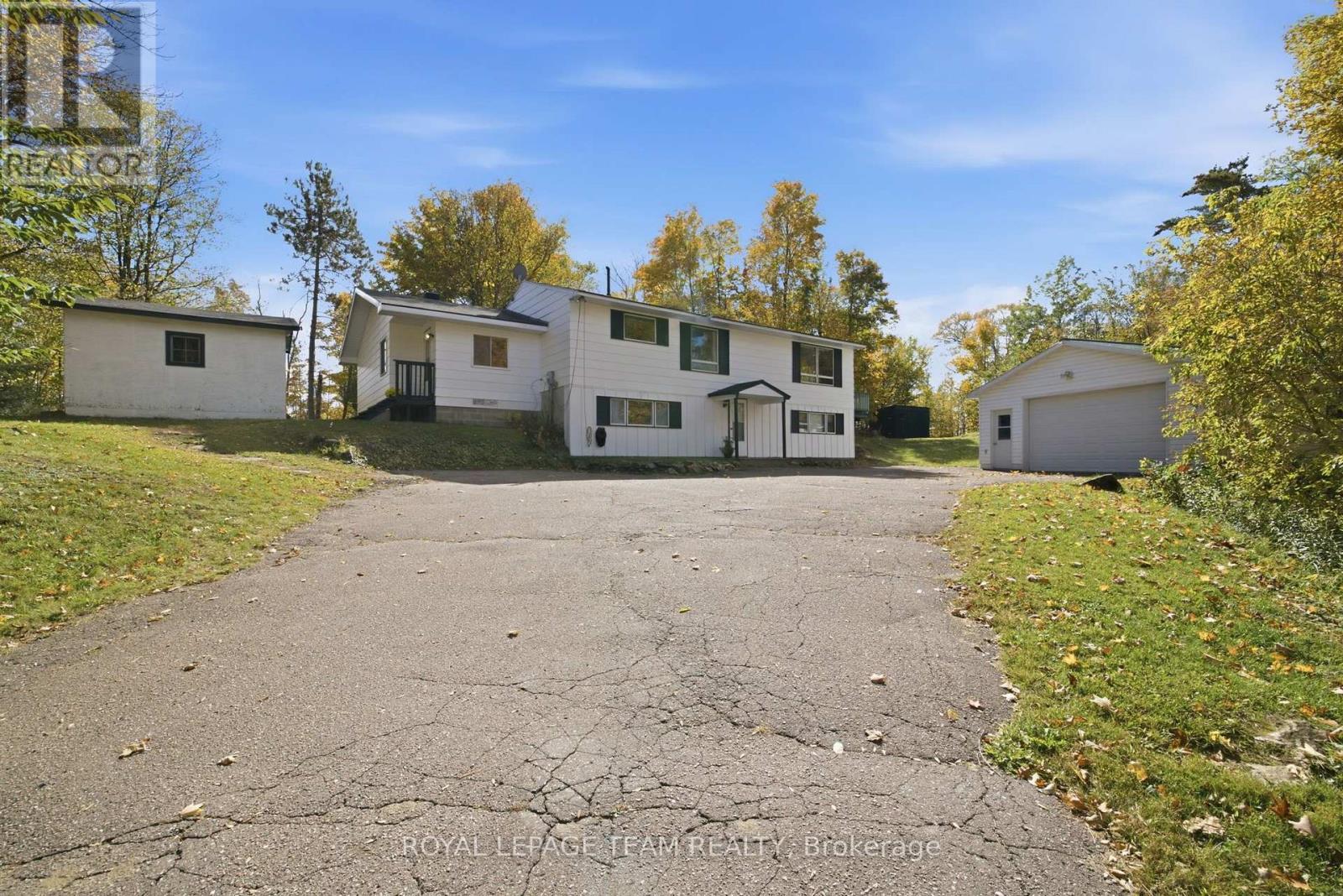 4775 CALABOGIE ROAD, Greater Madawaska, Ontario