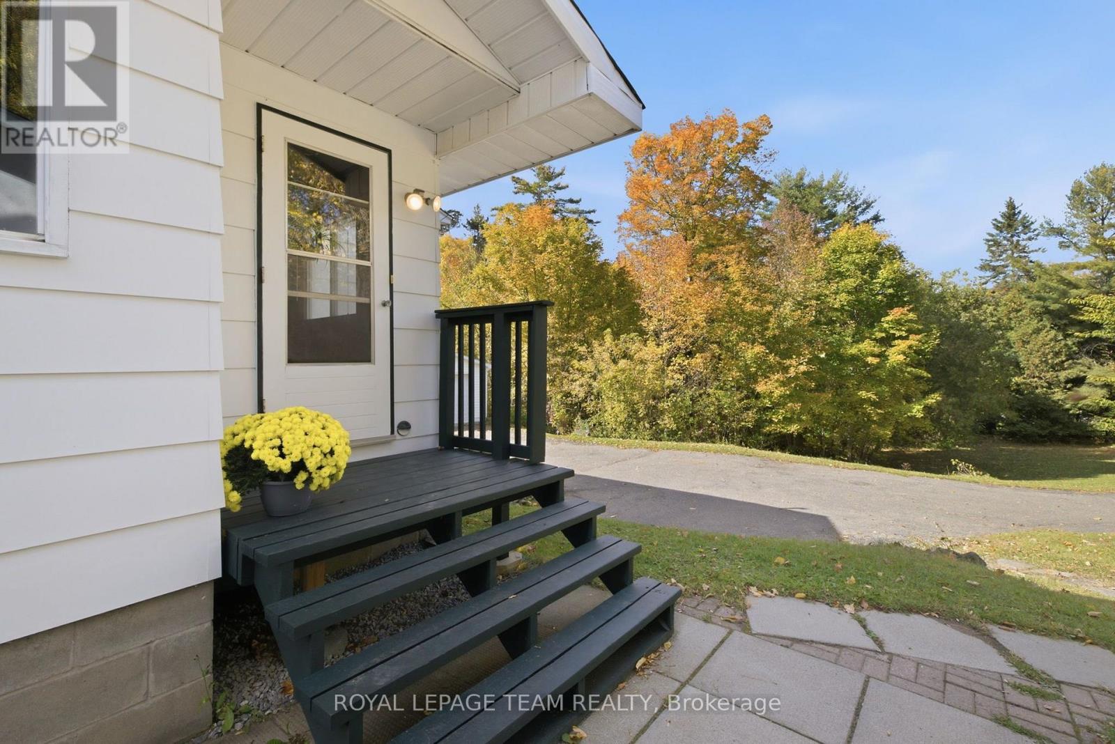 4775 Calabogie Road, Greater Madawaska, Ontario  K0J 1H0 - Photo 9 - X13883962