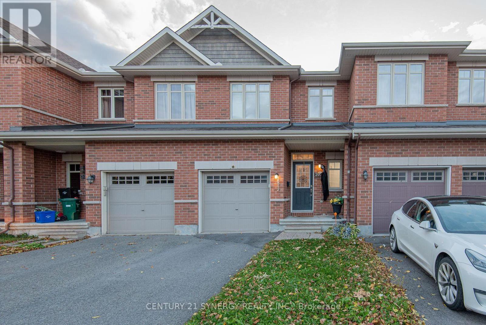 2025 PENNYROYAL CRESCENT, Ottawa, Ontario