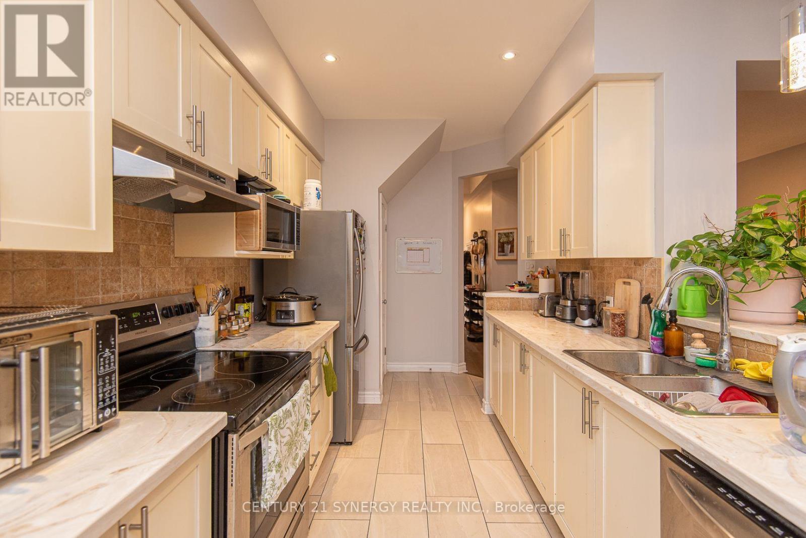 2025 Pennyroyal Crescent, Ottawa, Ontario  K4A 0S7 - Photo 10 - X13883980