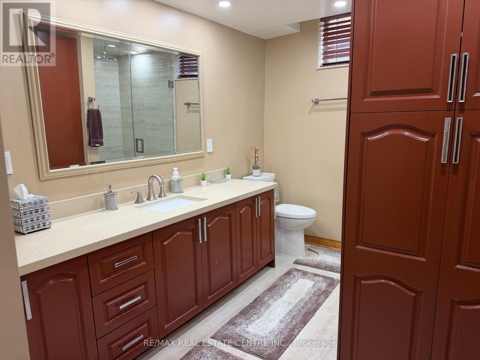 4175 Starlight Crescent, Mississauga, Ontario  L4W 4R1 - Photo 8 - W13883966
