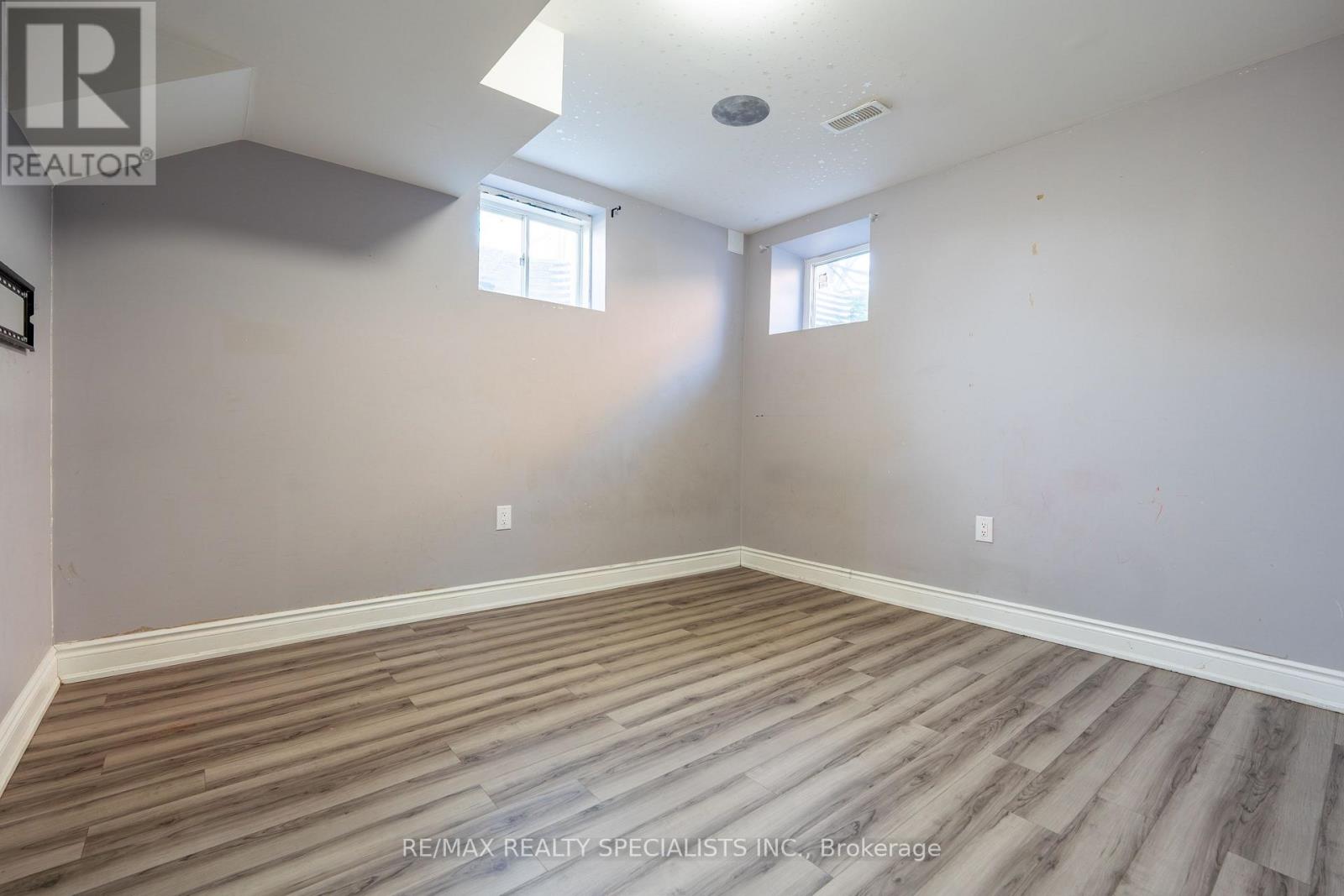 1 Boothill Drive, Brampton, Ontario  L7A 5E5 - Photo 27 - W13883518