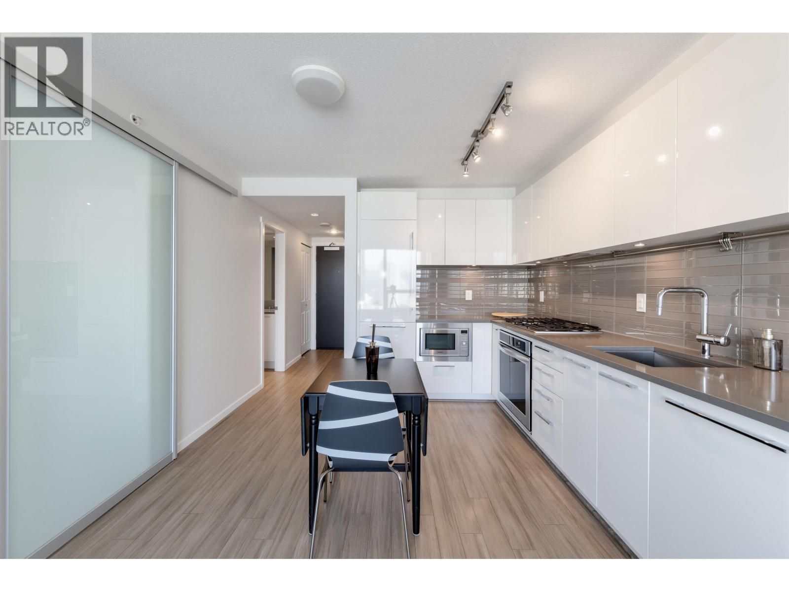 2008 6658 Dow Avenue, Burnaby, British Columbia  V5H 0C7 - Photo 3 - R3174021