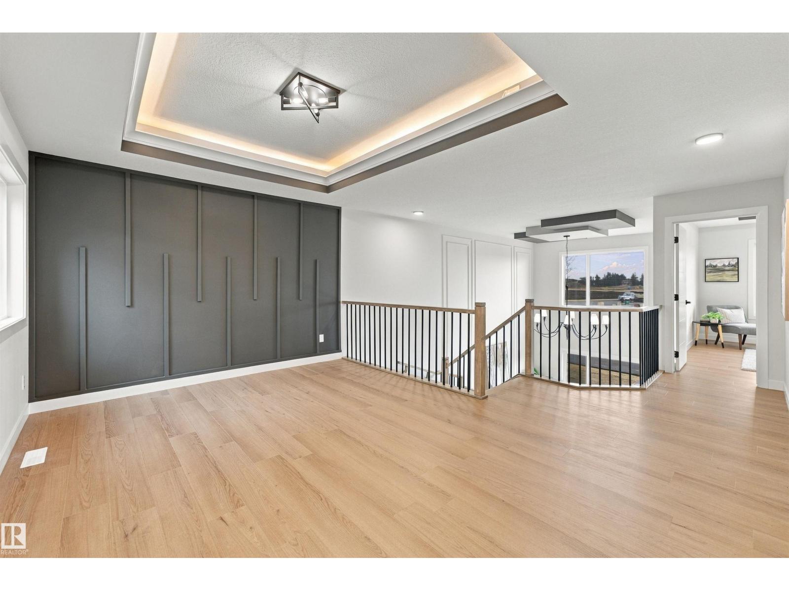 3805 38 Ave