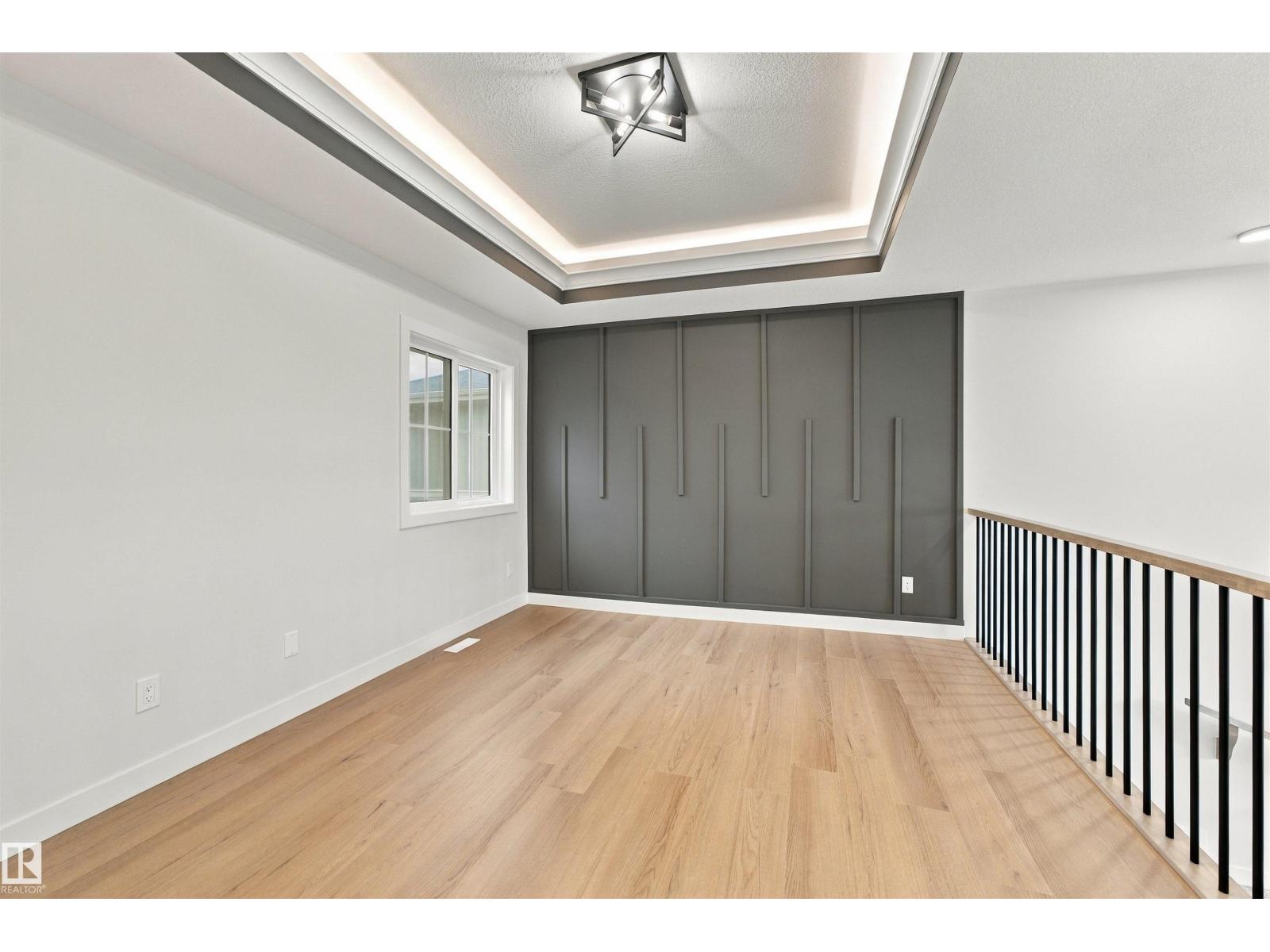 3805 38 Ave