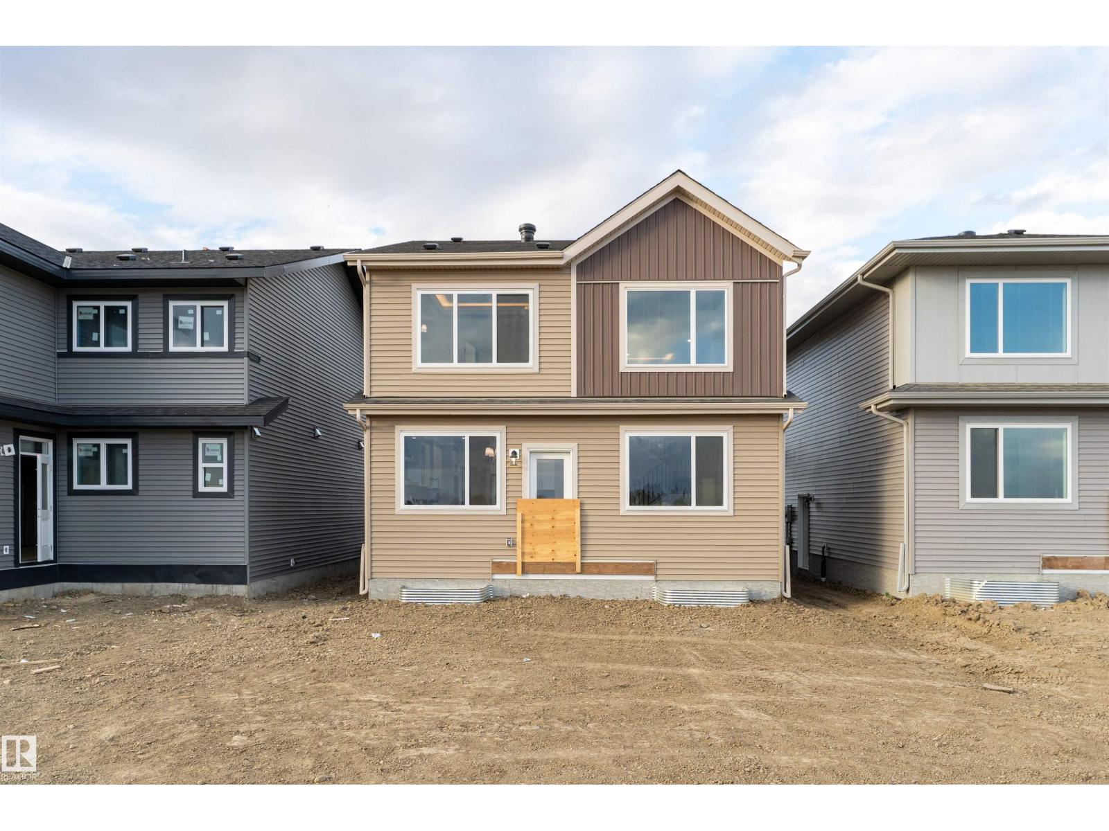 3805 38 Ave