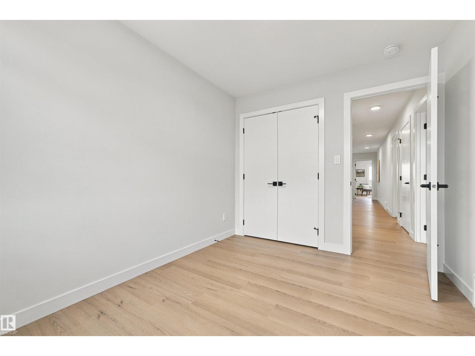 3805 38 Ave