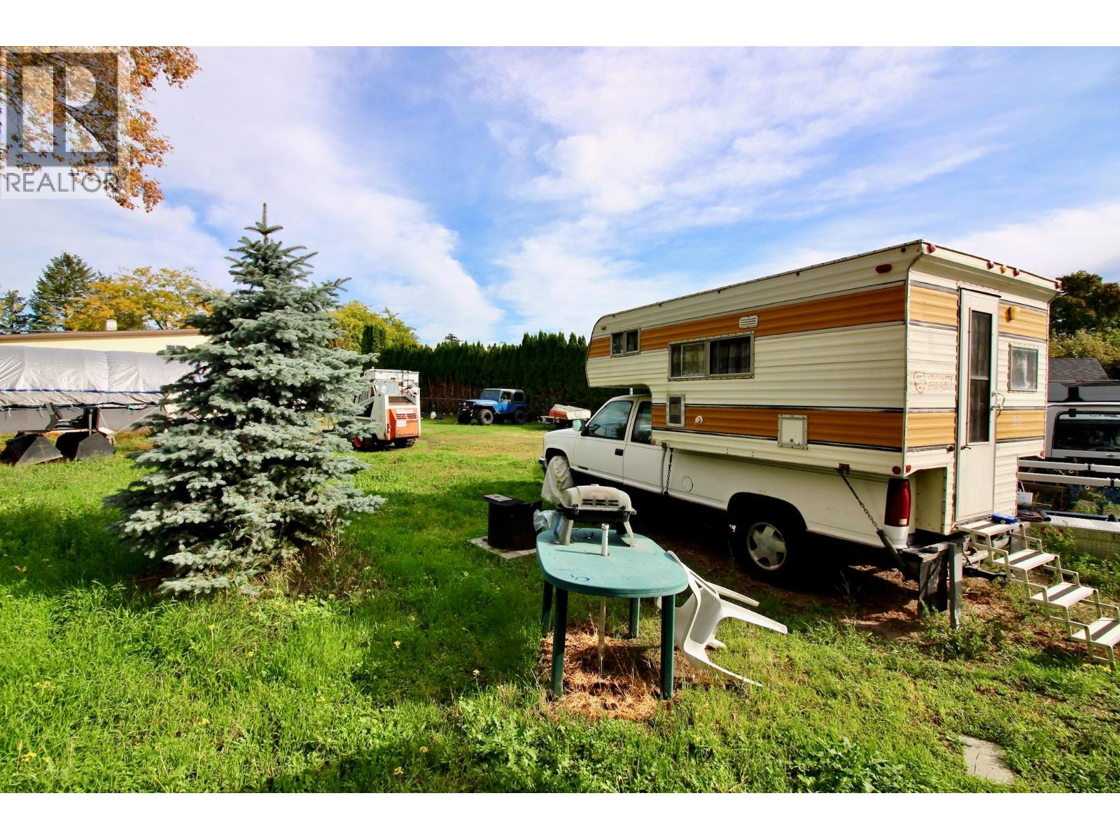 1382 Mcbride Road Road, Kelowna, British Columbia  V1Y 4A6 - Photo 28 - 10403258