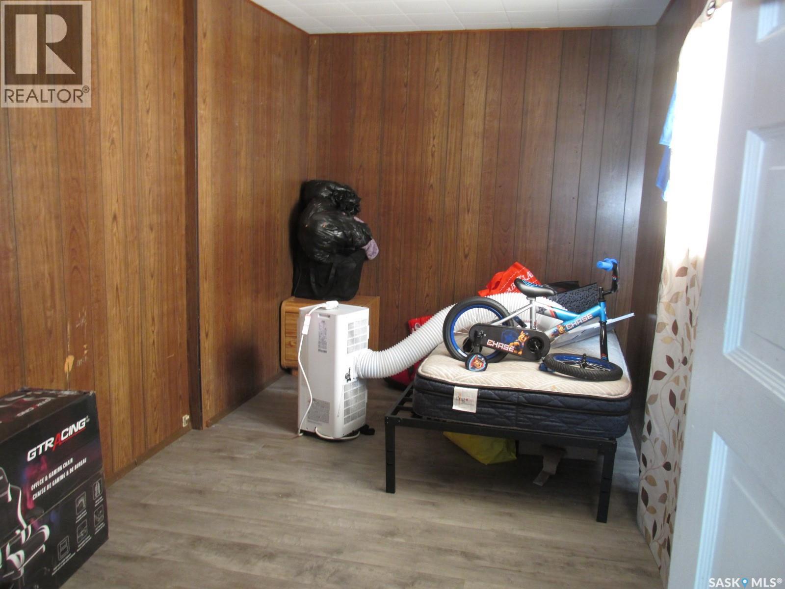 303 2nd Street W, Nipawin, Saskatchewan  S0E 1E0 - Photo 11 - SK050866