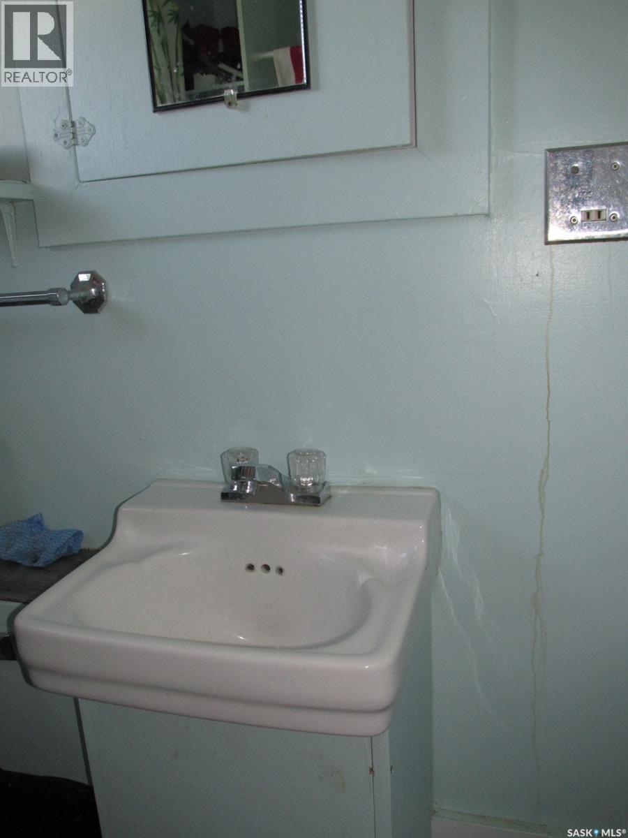 303 2nd Street W, Nipawin, Saskatchewan  S0E 1E0 - Photo 14 - SK050866