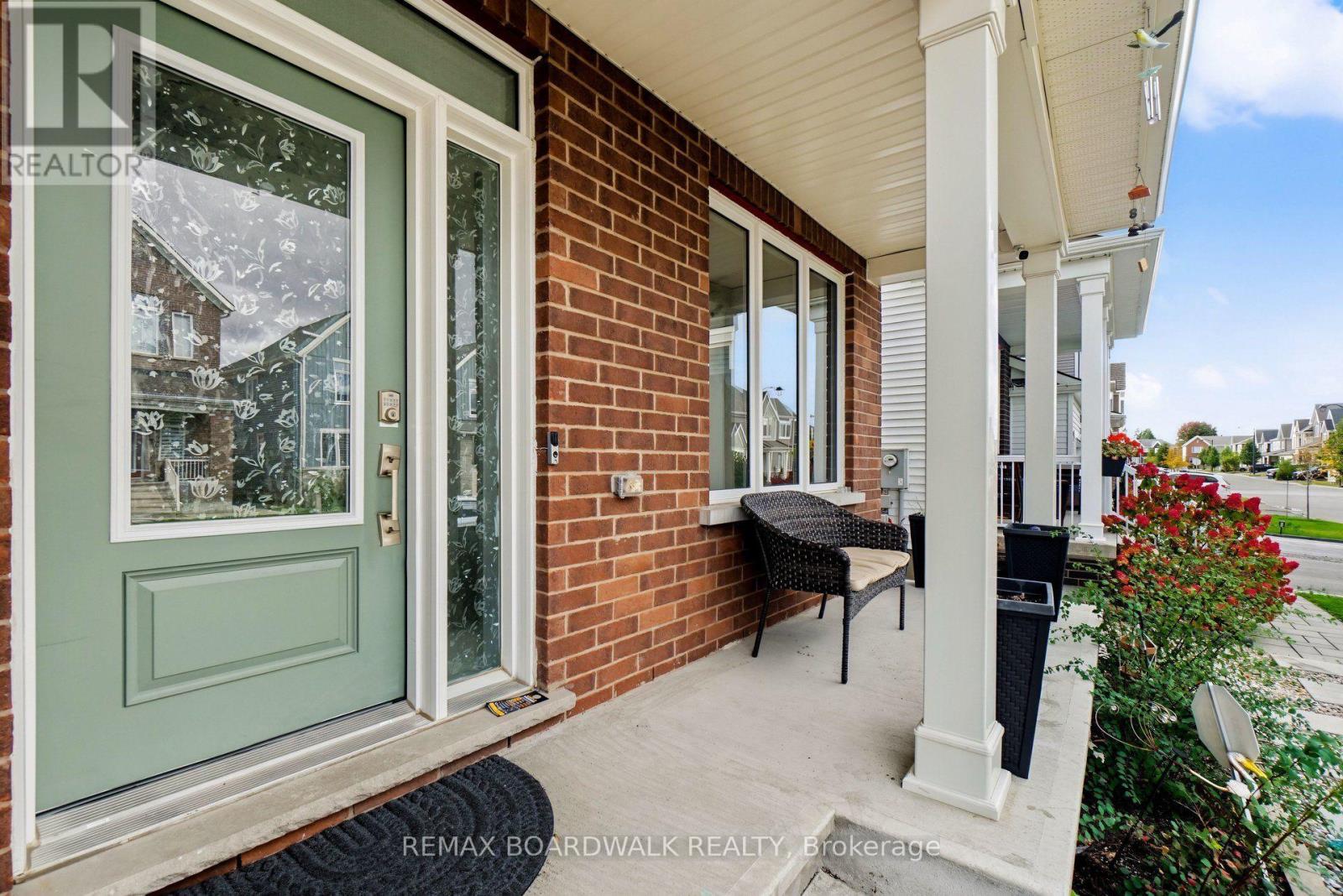 1008 Carden Lane, Ottawa, Ontario  K1W 0N3 - Photo 4 - X13884004