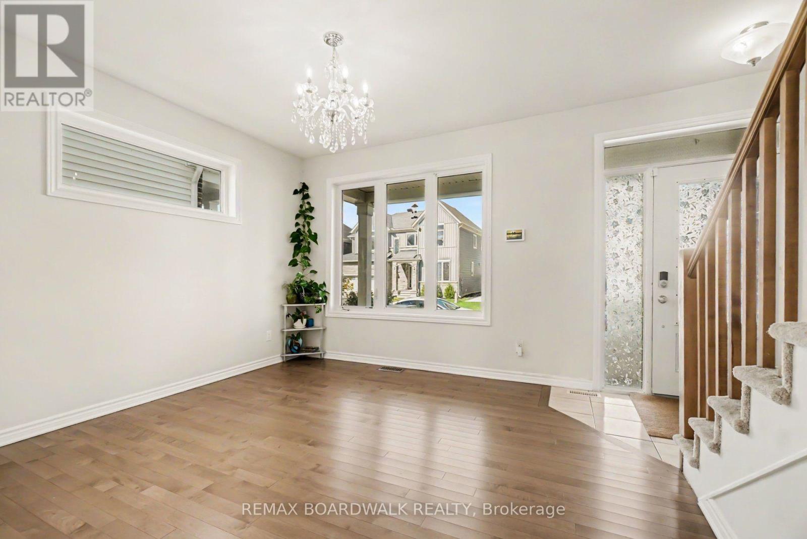 1008 Carden Lane, Ottawa, Ontario  K1W 0N3 - Photo 5 - X13884004