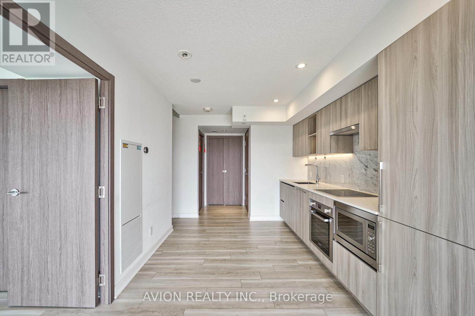 1916 - 17 Bathurst Street, Toronto, Ontario  M5V 0N1 - Photo 10 - C13884008