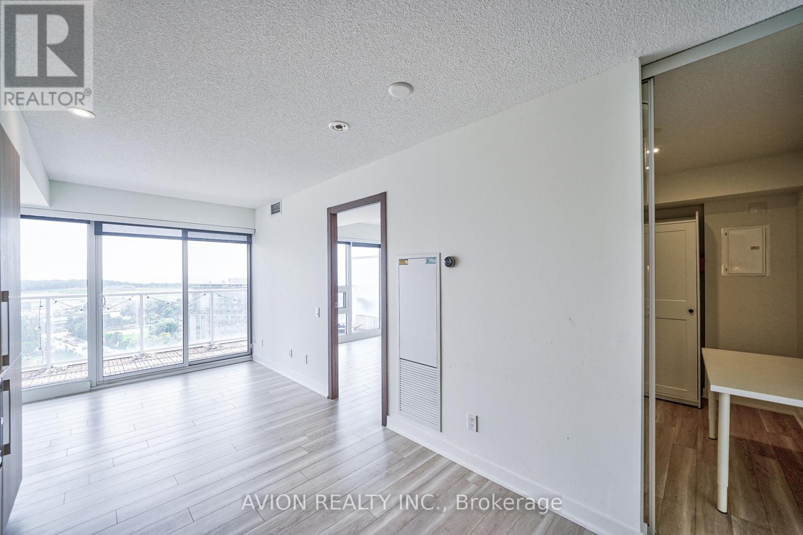 1916 - 17 Bathurst Street, Toronto, Ontario  M5V 0N1 - Photo 12 - C13884008