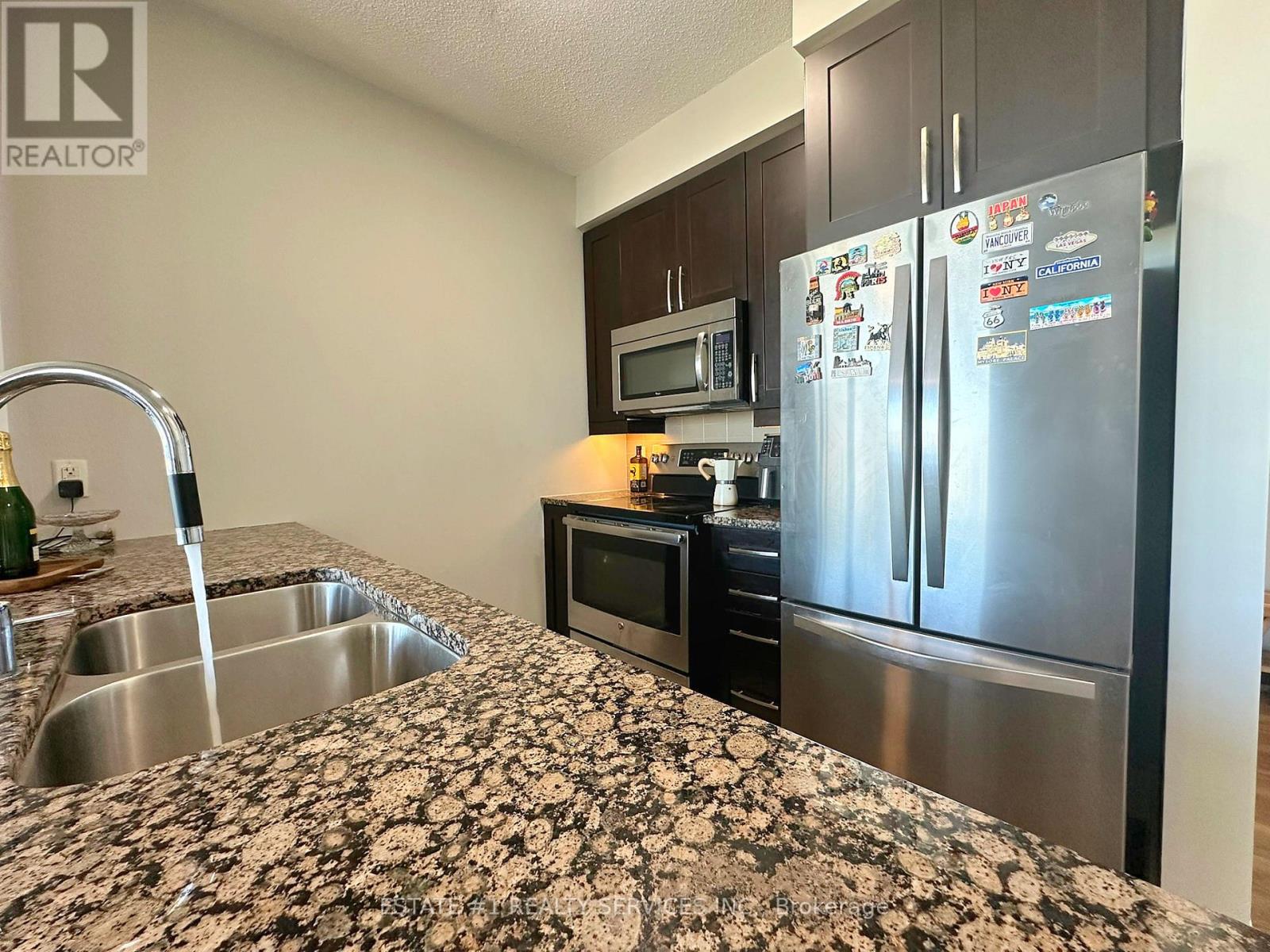 Lph2 - 4065 Brickstone Mews, Mississauga, Ontario  L5B 0G3 - Photo 6 - W13883992