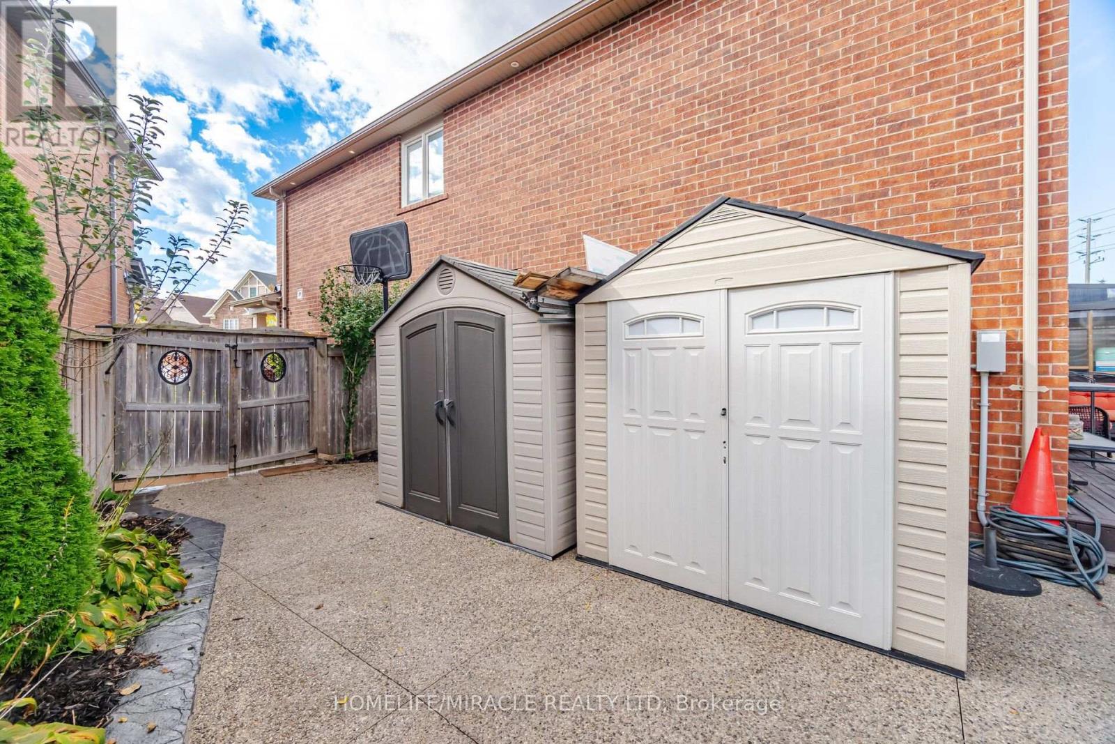 33 Klemscott Road, Brampton, Ontario L7A 0P5 - Photo 44 - W13883994