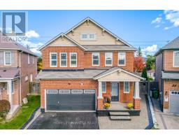 33 KLEMSCOTT ROAD, Brampton, Ontario