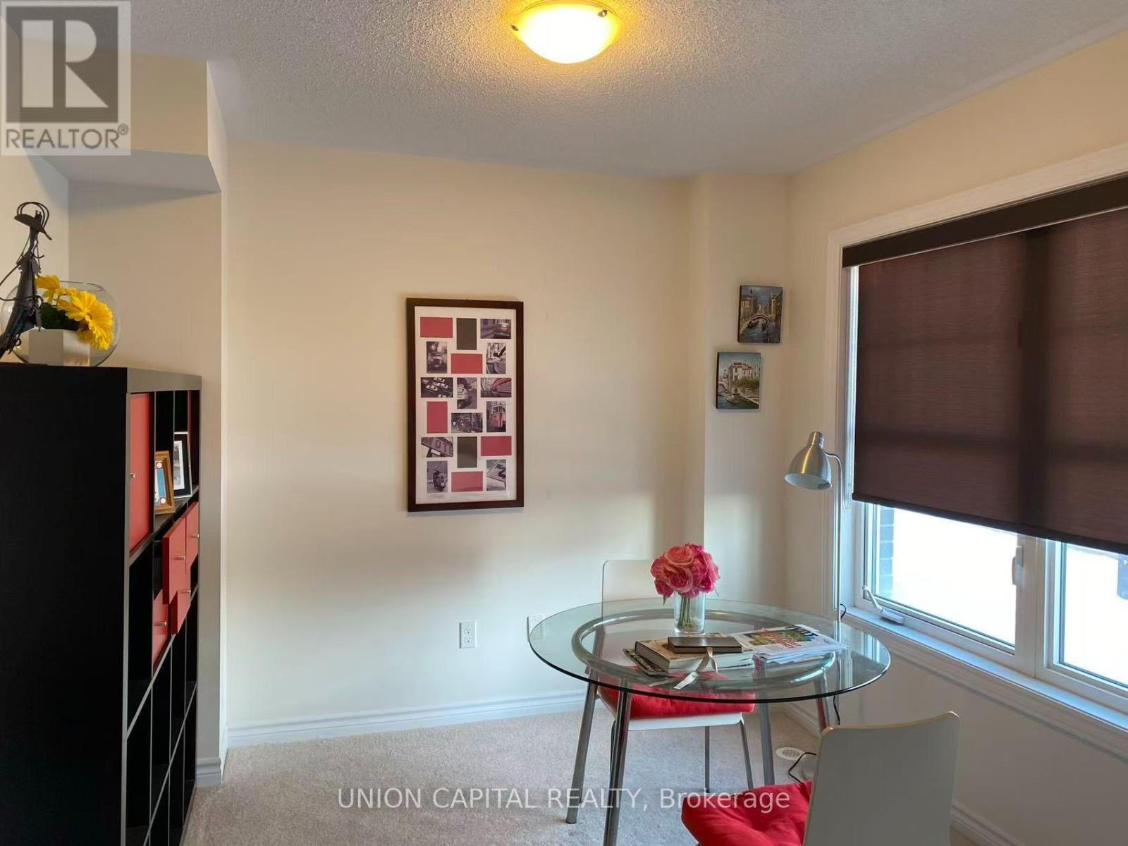 43 Milt Storey Lane, Whitchurch-Stouffville, Ontario  L4A 1Y6 - Photo 8 - N13877790