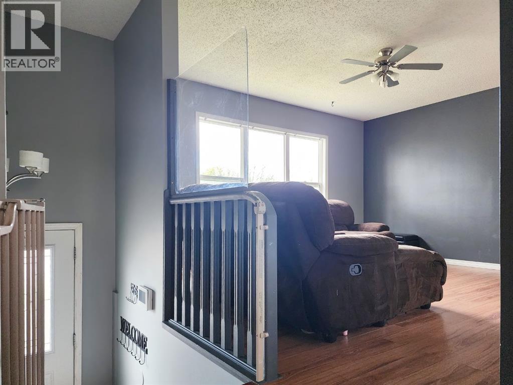 19 Willow Road W Claresholm Alberta Canada T0L0T0 3