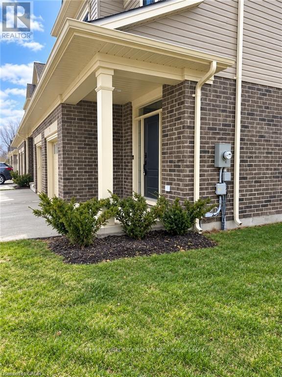 74 Keba Crescent, Tillsonburg, Ontario N4G 0K7 - Photo 4 - X13884014