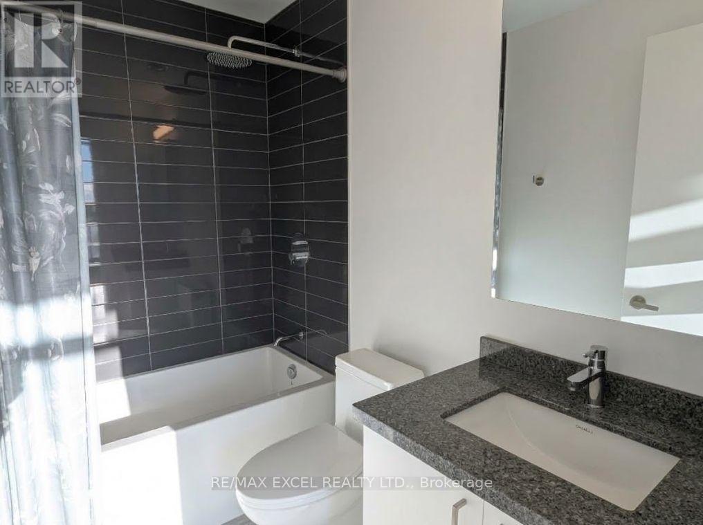 1502w - 3 Rosewater Street, Richmond Hill, Ontario  L4C 5T6 - Photo 9 - N13867030