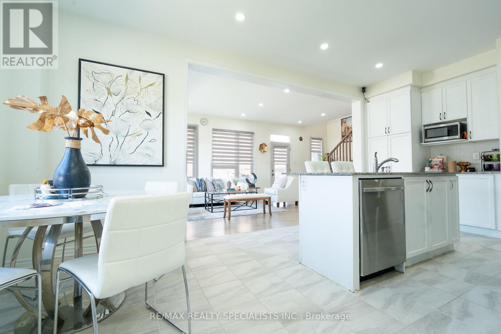 1 Boothill Drive, Brampton, Ontario  L7A 5E5 - Photo 8 - W13883518