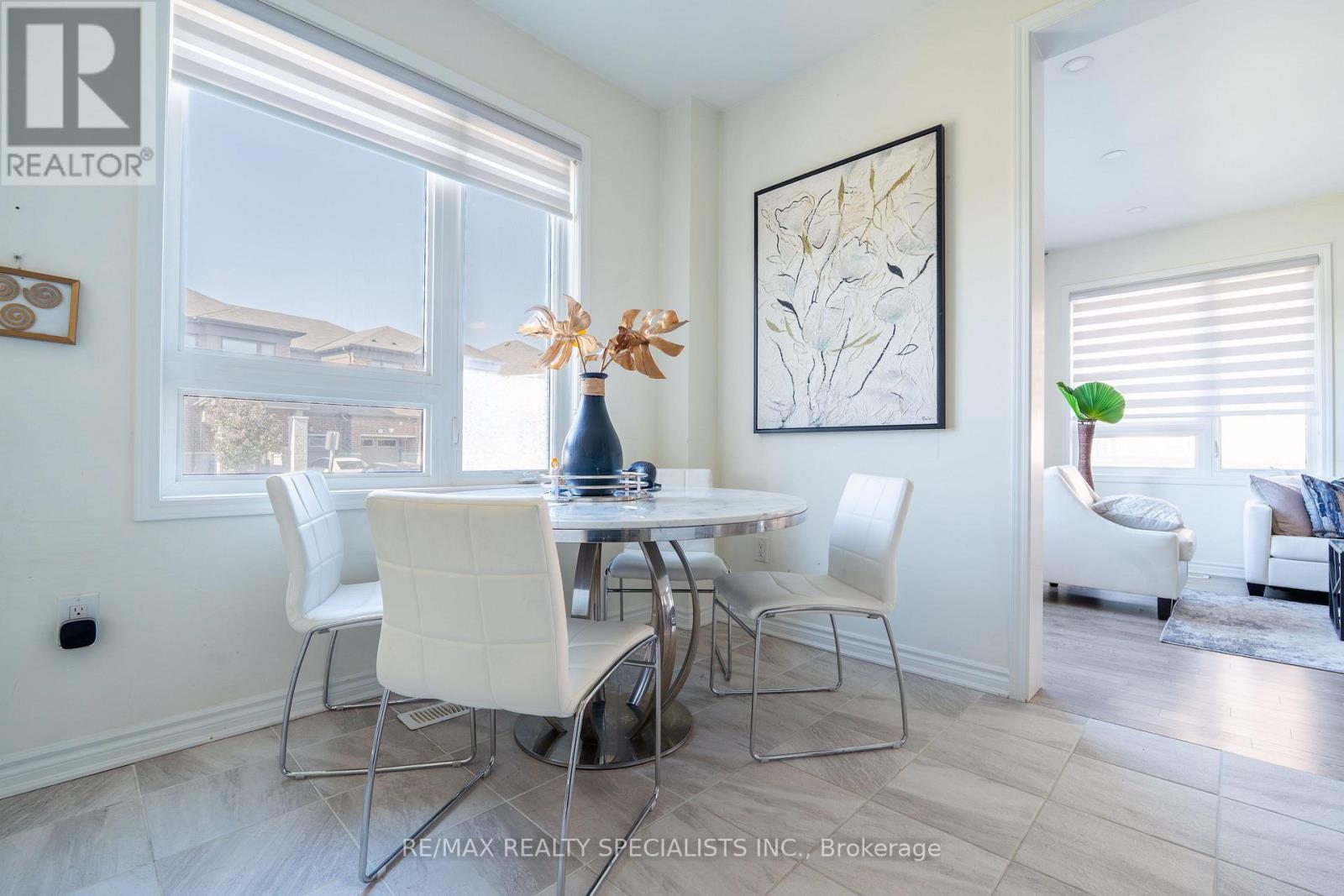 1 Boothill Drive, Brampton, Ontario  L7A 5E5 - Photo 6 - W13883518