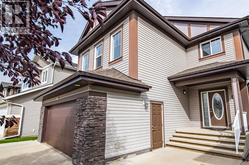 205 Van Slyke Way, Red Deer, Alberta  T4R 0N7 - Photo 2 - A2349780