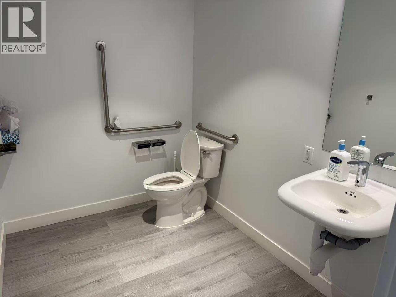 157 951 E Kent Ave North Avenue, Vancouver, British Columbia  V5X 0K6 - Photo 3 - C8082721