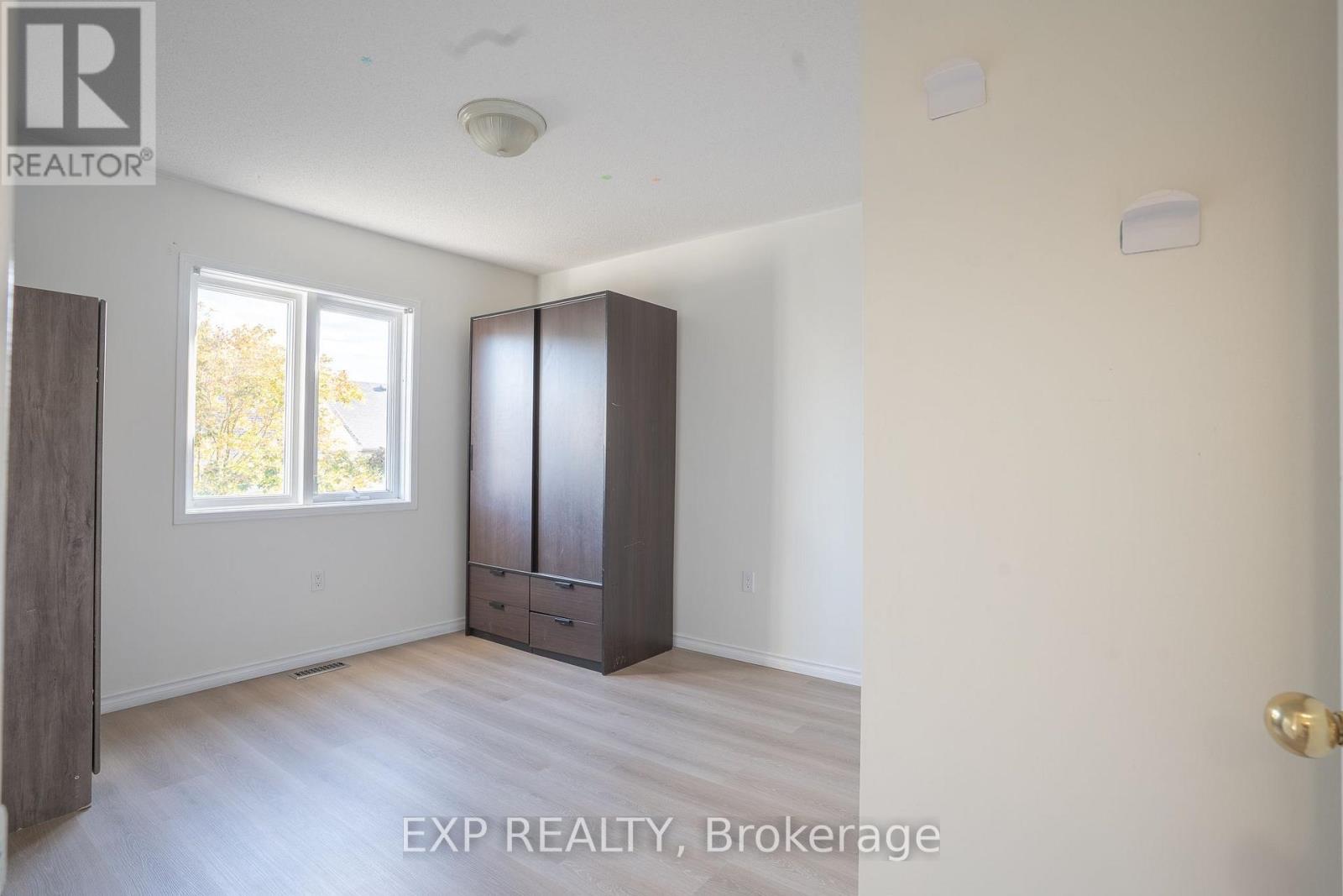 1892 Secretariat Place, Oshawa, Ontario  L1L 1C7 - Photo 10 - E13884036