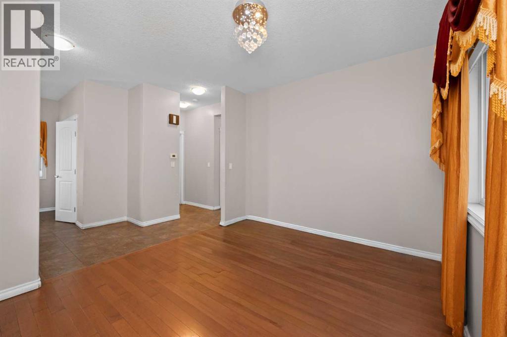 316 Saddlemont Boulevard Ne, Calgary, Alberta  T3J 0M9 - Photo 15 - A2351133