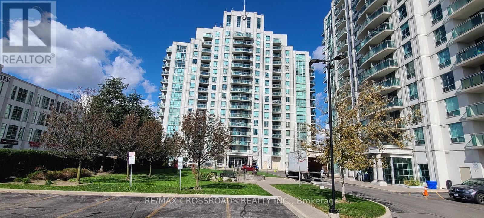 3M - 6 ROSEBANK DRIVE, Toronto, Ontario