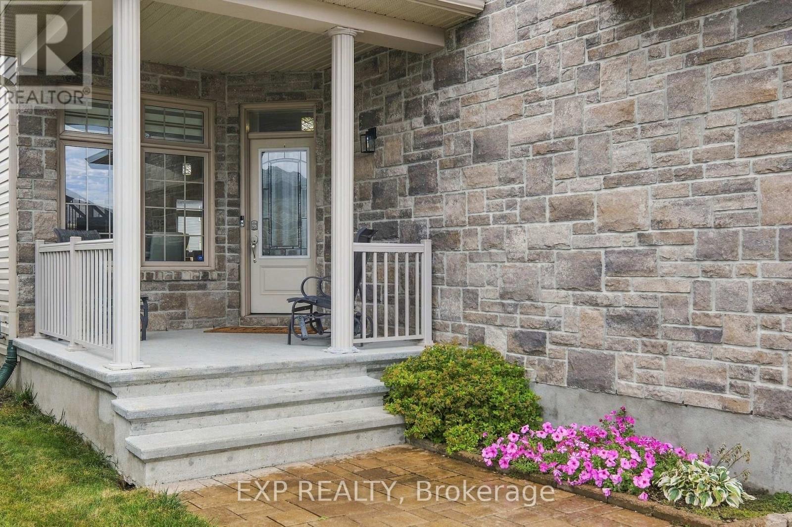 62 Granite Street, Clarence-Rockland, Ontario  K4K 0H8 - Photo 4 - X13882788