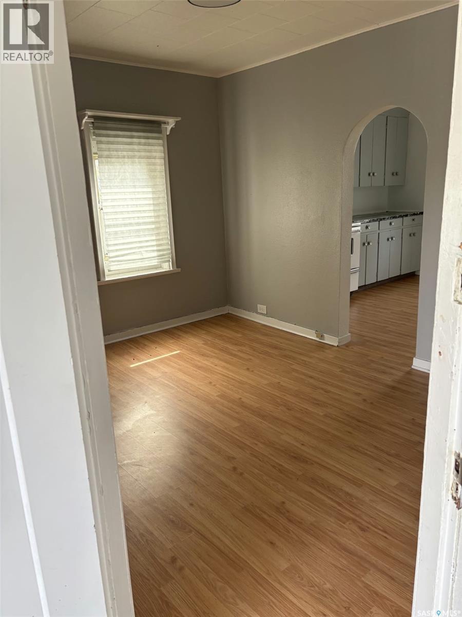 79 Lillooet STREET E Moose Jaw Saskatchewan Canada S6H4S3 5