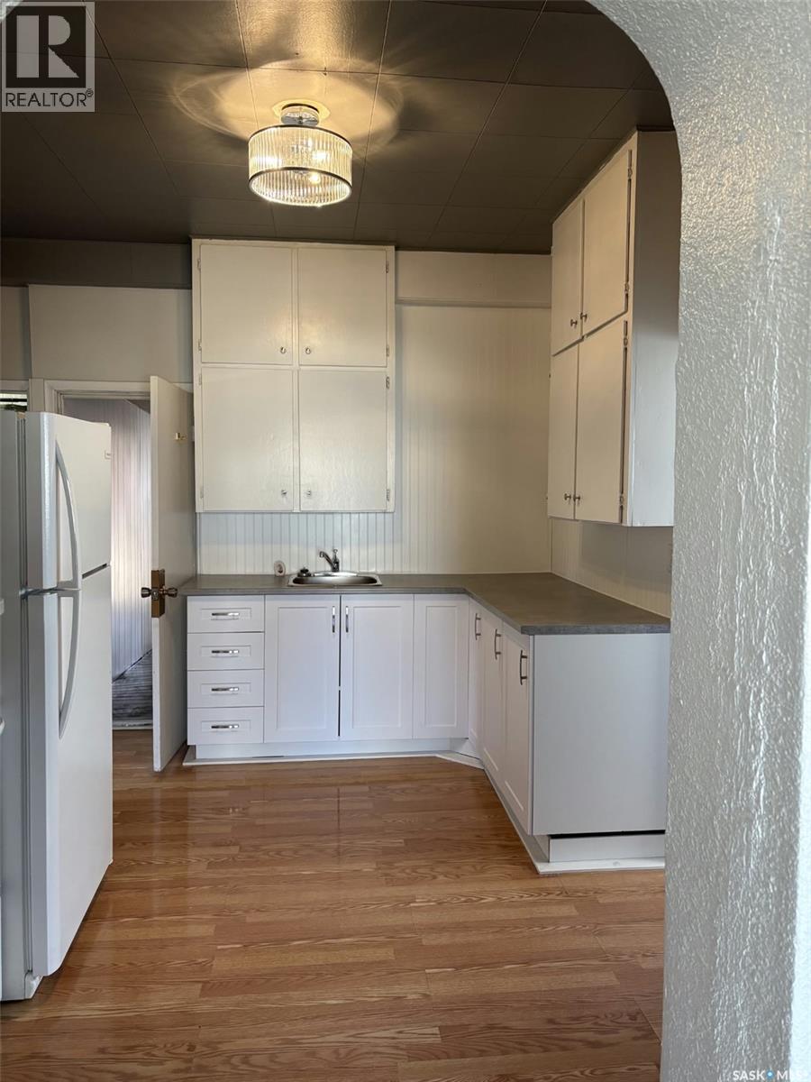 79 Lillooet STREET E Moose Jaw Saskatchewan Canada S6H4S3 3