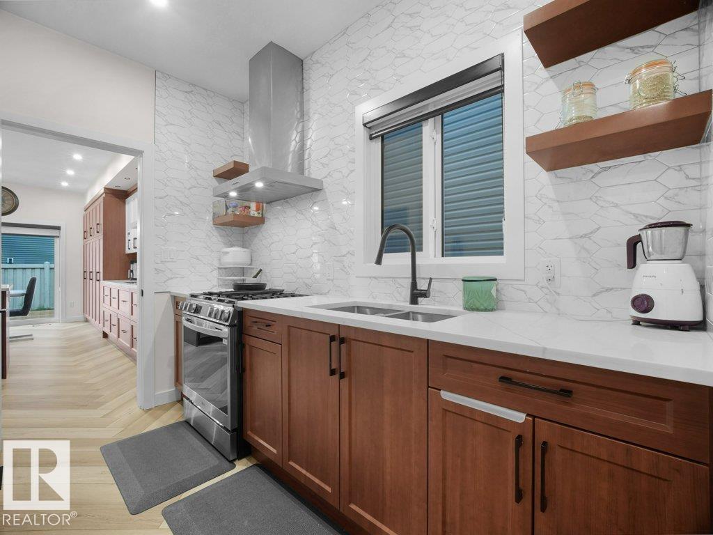 92 Edgefield WY