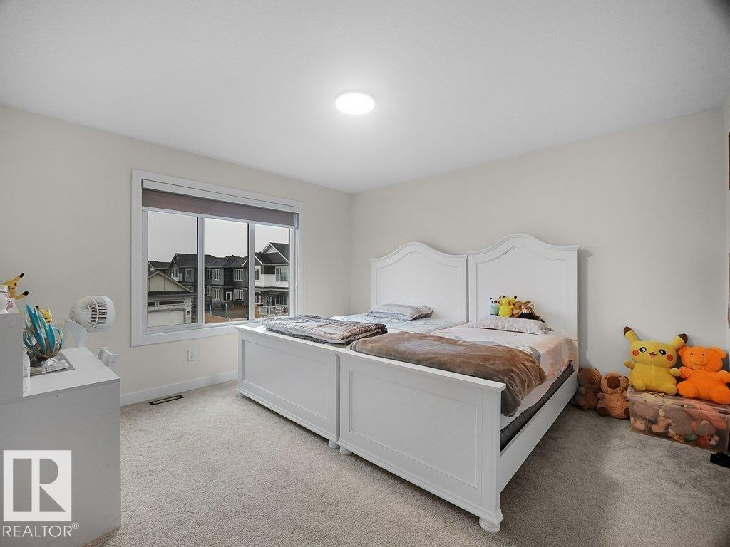 92 Edgefield WY