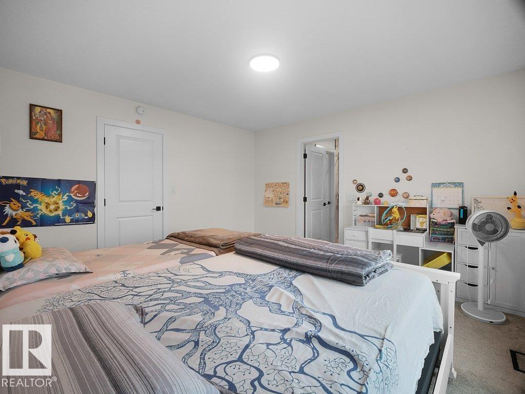 92 Edgefield WY