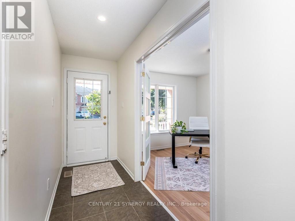 128 Macassa Circle, Ottawa, Ontario  K2T 1J9 - Photo 4 - X13884070