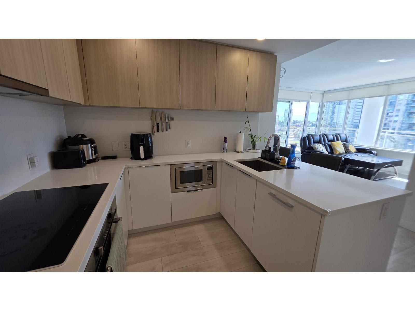 1403 13318 104 Avenue, Surrey, British Columbia  V3T 0R2 - Photo 14 - R3174369