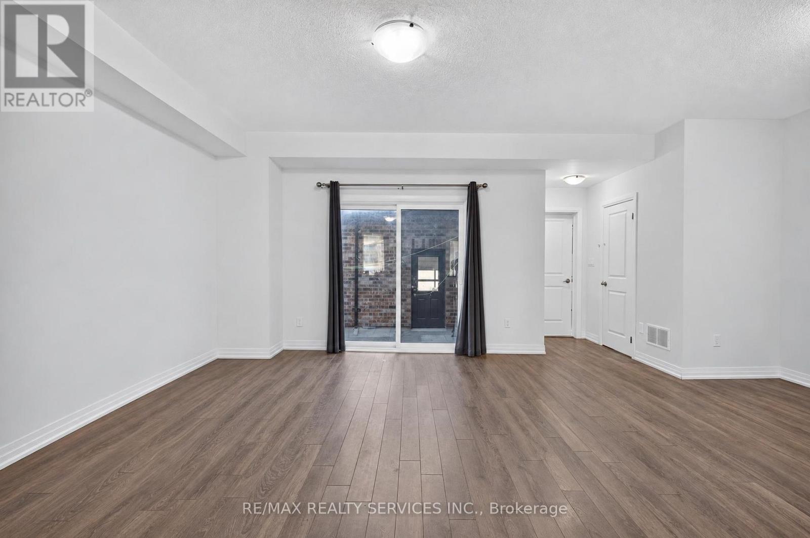 225 Coronation Road, Whitby, Ontario  L1P 0H6 - Photo 15 - E13879446