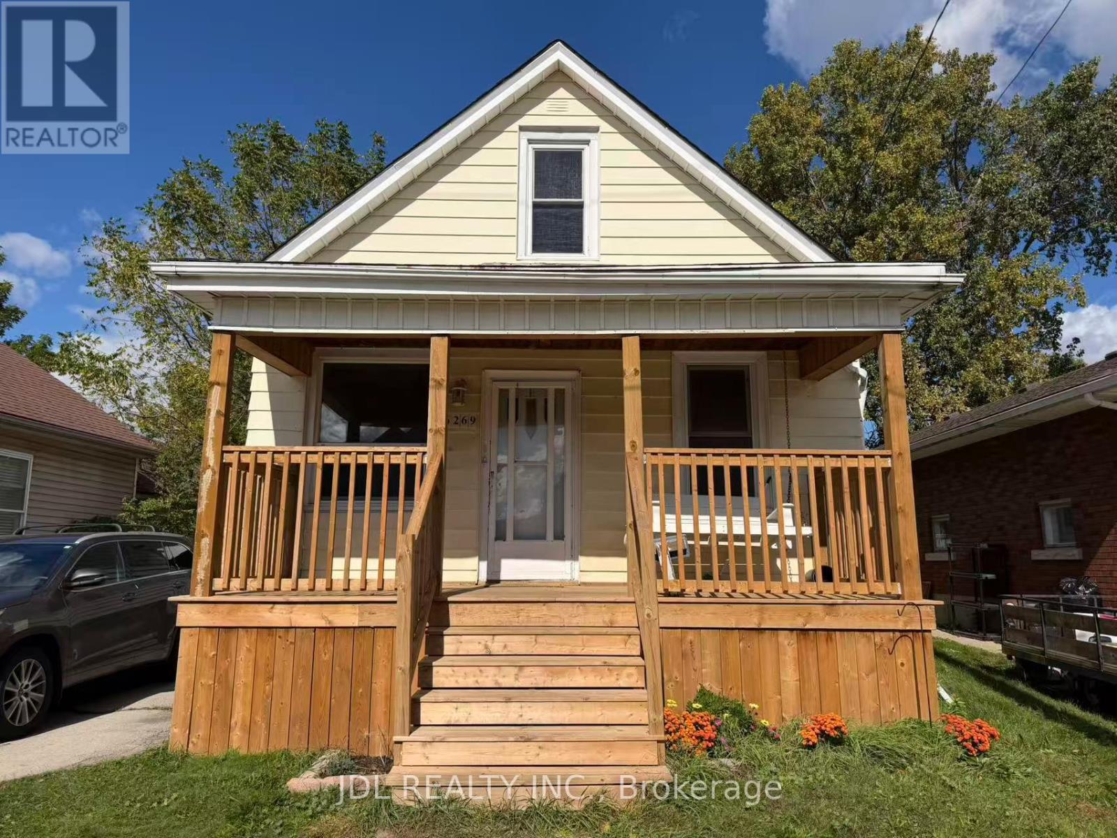 6269 ASH STREET, Niagara Falls, Ontario